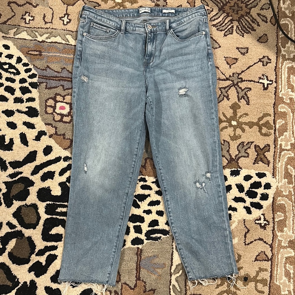 Wonderly raw hem distressed girlfriend style jeans size 14